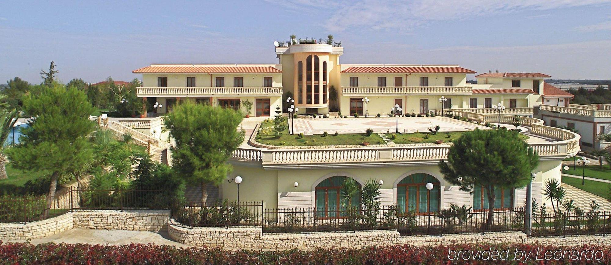 Hotel Parco Serrone Корато Экстерьер фото