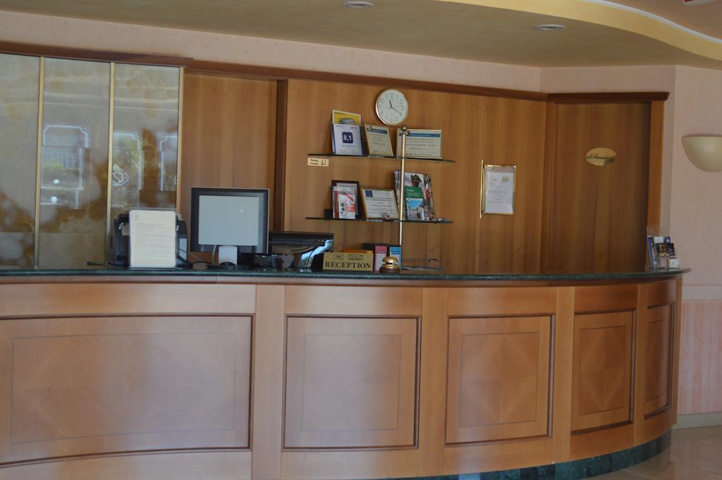 Hotel Parco Serrone Корато Экстерьер фото