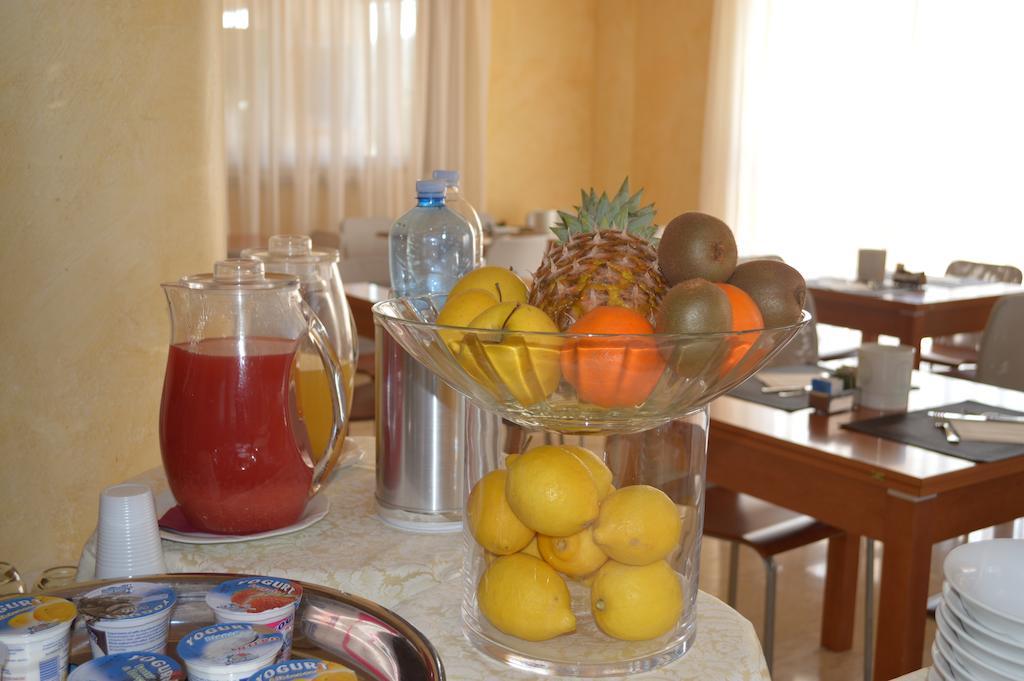 Hotel Parco Serrone Корато Экстерьер фото