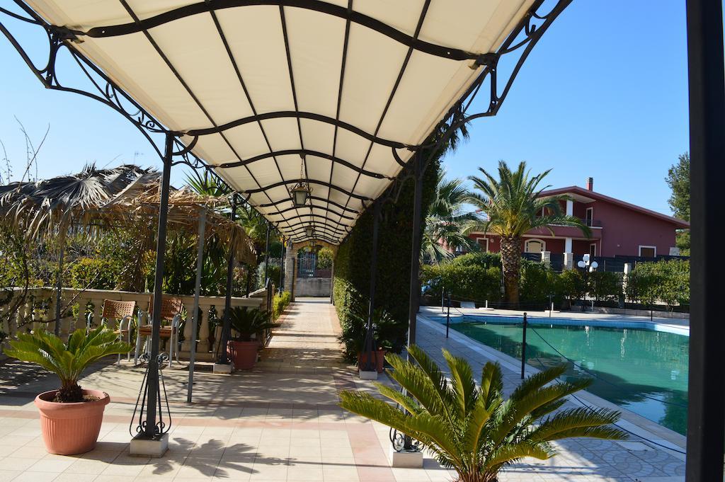 Hotel Parco Serrone Корато Экстерьер фото